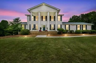 32 Quail Run, Hoschton, GA 30548 - Photo 2