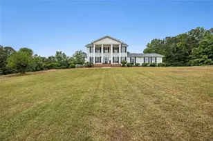 32 Quail Run, Hoschton, GA 30548 - Photo 4