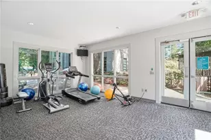 2870 Pharr Ct South NW, Atlanta, GA 30305 - Photo 20