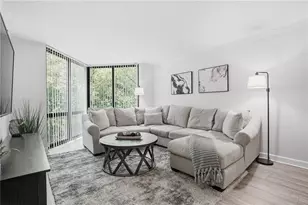 2870 Pharr Ct South NW, Atlanta, GA 30305 - Photo 4