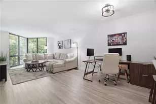 2870 Pharr Ct South NW, Atlanta, GA 30305 - Photo 8