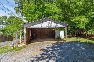 514 Grady St, Waleska, GA 30183 - Photo 18