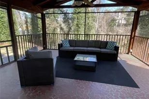 370 Herrington Dr NE, Atlanta, GA 30342 - Photo 36