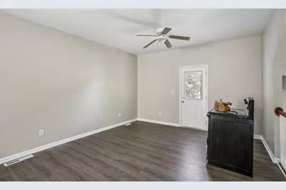 740 Prince Place, Atlanta, GA 30318 - Photo 10