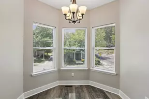 751 Prince Pl, Atlanta, GA 30318 - Photo 16
