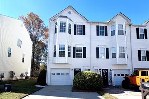 1339 Pilgrim Lake Dr, Cumming, GA 30040 - Photo 2