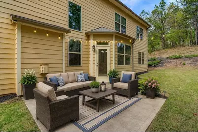 180 Talking Leaves Court, Acworth, GA 30101 - Photo 2