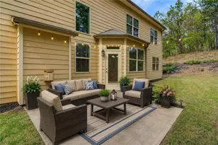 180 Talking Leaves Ct, Acworth, GA 30101 - Photo 2