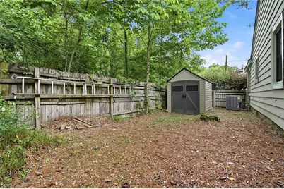 1137 Kingsley Cir NE, Atlanta, GA 30324 - Photo 36