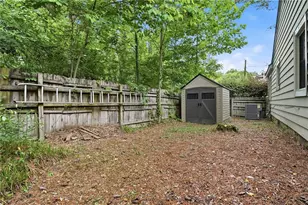 1137 Kingsley Cir NE, Atlanta, GA 30324 - Photo 36