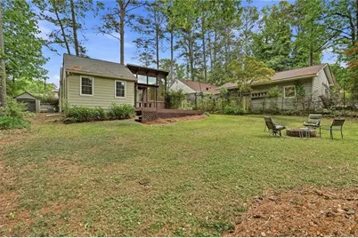 1137 Kingsley Circle NE, Atlanta, GA 30324 - Photo 10