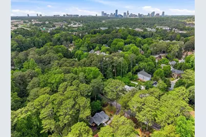 1137 Kingsley Circle NE, Atlanta, GA 30324 - Photo 30