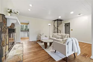 1137 Kingsley Cir NE, Atlanta, GA 30324 - Photo 4