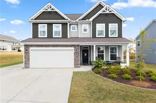 537 Redfish Wy, Hoschton, GA 30548 - Photo 2