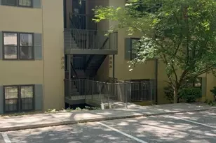 30 Arpege Way NW, Atlanta, GA 30327 - Photo 4