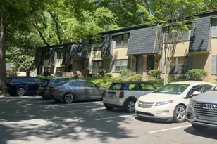30 Arpege Way NW, Atlanta, GA 30327 - Photo 2