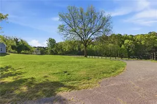 1910 Hancock Rd, Demorest, GA 30535 - Photo 8