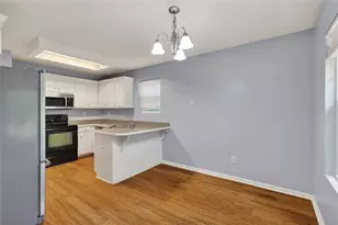 466 Raymond Dr, Winder, GA 30680 - Photo 6