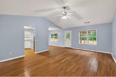 466 Raymond Drive, Winder, GA 30680 - Photo 8