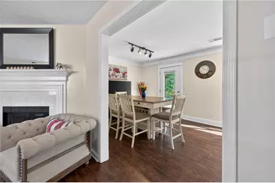 6250 Glen Port Circle, Flowery Branch, GA 30542 - Photo 6
