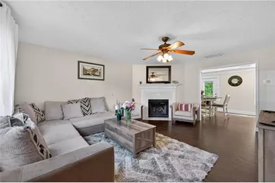 6250 Glen Port Circle, Flowery Branch, GA 30542 - Photo 4