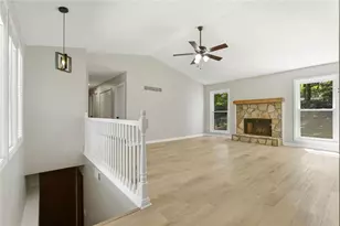 1027 Summer Pl NW, Acworth, GA 30102 - Photo 2