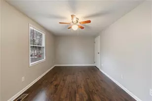 1960 Hamilton Pl SE, Marietta, GA 30067 - Photo 12