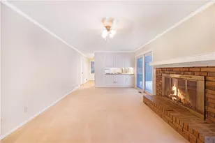 360 Barkshire Ln, Roswell, GA 30076 - Photo 12