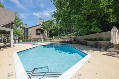 521 McGill Park Avenue NE, Atlanta, GA 30312 - Photo 18