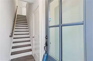 140 Color Cir, Atlanta, GA 30317 - Photo 2