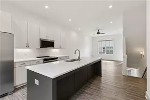 140 Color Cir, Atlanta, GA 30317 - Photo 4