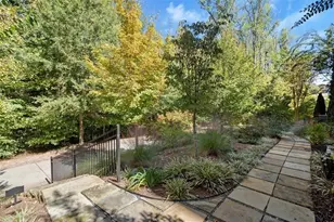 340 Banbury Crossing, Alpharetta, GA 30009 - Photo 48