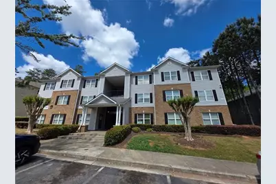 6102 Fairington Ridge Circle, Lithonia, GA 30038 - Photo 1