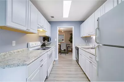 8740 Roswell Road #10B, Atlanta, GA 30350 - Photo 16