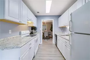 8740 Roswell Rd, Atlanta, GA 30350 - Photo 16
