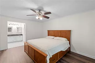 34 Brittany Way NE, Atlanta, GA 30324 - Photo 20