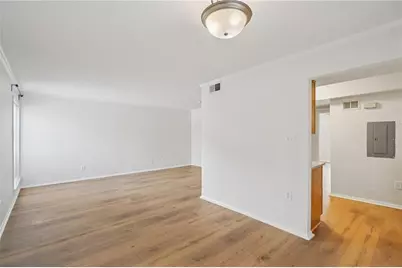 3301 Henderson Mill Road #E5, Atlanta, GA 30341 - Photo 8
