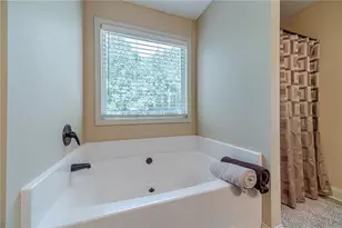 801 Rouse Cir, Hoschton, GA 30548 - Photo 28