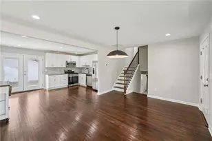 732 Earl St S E, Marietta, GA 30067 - Photo 8