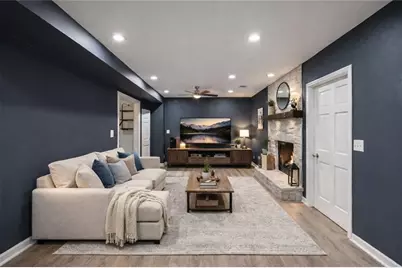 732 Earl Street SE, Marietta, GA 30067 - Photo 2
