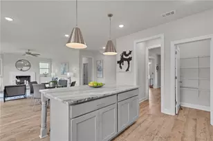 922 Homepark Circle, Buford, GA 30518 - Photo 12