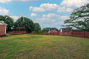 193 April Ridge Ln, Lawrenceville, GA 30045 - Photo 32