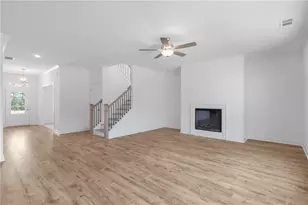 962 Homepark Circle, Buford, GA 30518 - Photo 6