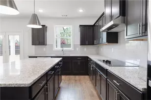962 Homepark Circle, Buford, GA 30518 - Photo 10