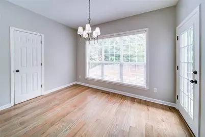 5715 Kennemore Drive, Alpharetta, GA 30004 - Photo 18
