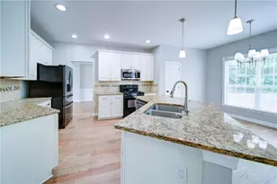 5715 Kennemore Dr, Alpharetta, GA 30004 - Photo 16