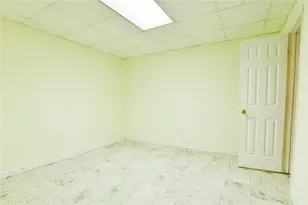 2692 Dunmoore Dr, Snellville, GA 30078 - Photo 22