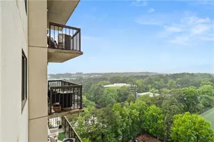 795 Hammond Dr, Atlanta, GA 30328 - Photo 16