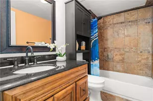 795 Hammond Dr, Atlanta, GA 30328 - Photo 12