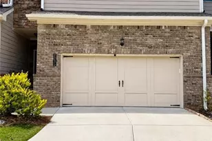2235 Manor Pointe Dr, Cumming, GA 30041 - Photo 2